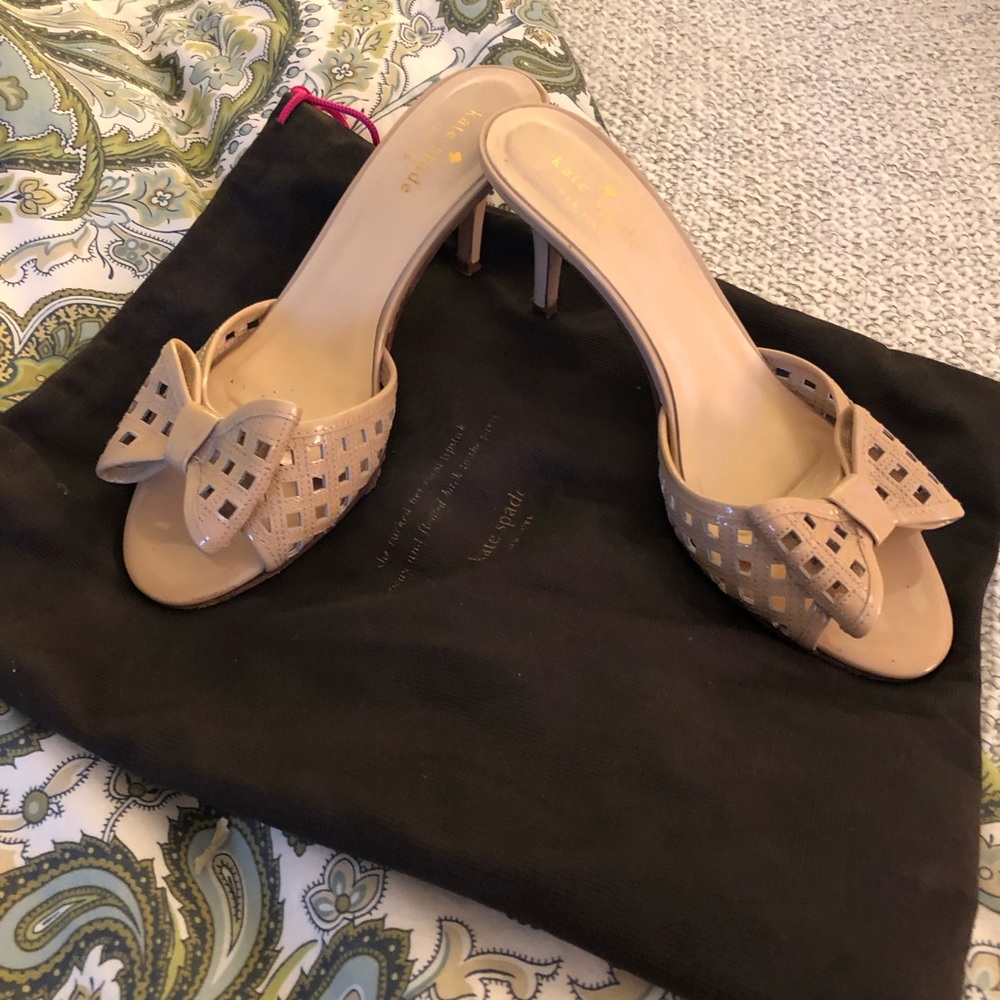 Kate Spade Neutral Patent Kitten Heels